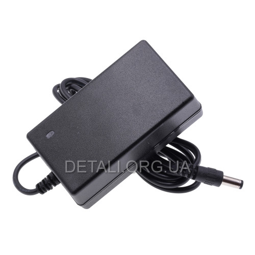Зарядное устройство шуруповерт Tekhmann TCD-12 QC Li