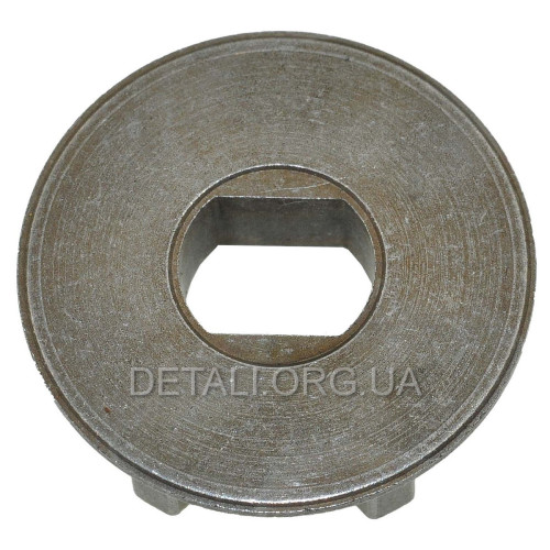 Звездочка пилы 6 лучей тарелка овал 9*12мм D32 h8,5
