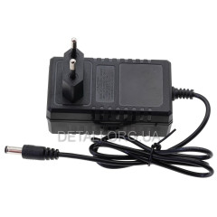 Зарядний пристрій шуруповерта Tekhmann TCD-12 S2 BS 12V