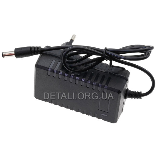 Зарядний пристрій шуруповерта Tekhmann TCD-12 S2 BS 12V