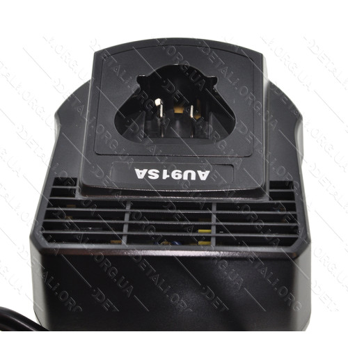 Зарядное устройство для аккумуляторов Bosch Li-Ion 10.8V/12V