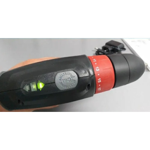 Акумуляторний шуруповерт Skil 2320 LA (F0152320LA)