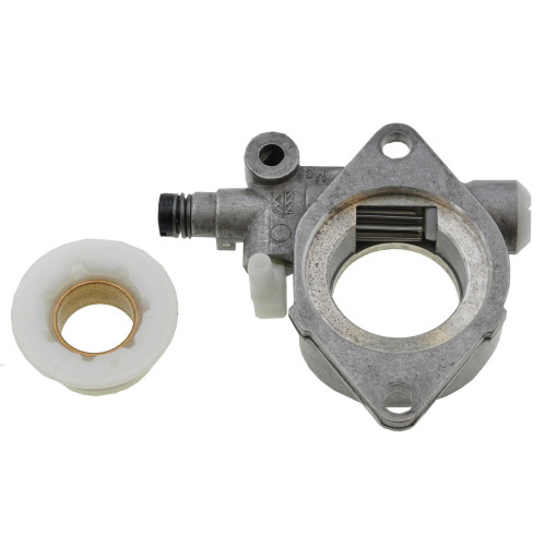 Маслонасос бензопилы Makita 109 оригинал 027245161