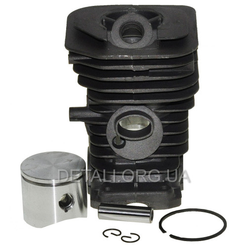 Поршневая бензопилы в сборе Husqvarna 142 черная аналог 5300699-41 (d40 d пальца 10 мм)