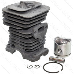 Поршнева (циліндр) бензопили  для Husqvarna 137(d38) (чорна) MANLE аналог 5300699-40 2