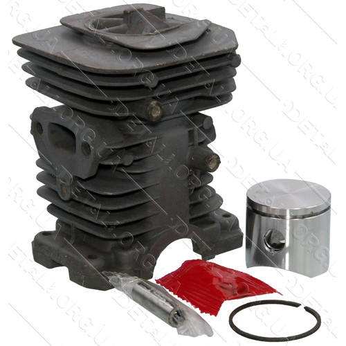Поршнева (циліндр) бензопили для Husqvarna 137(d38) (чорна) HORZA аналог 5300699-40