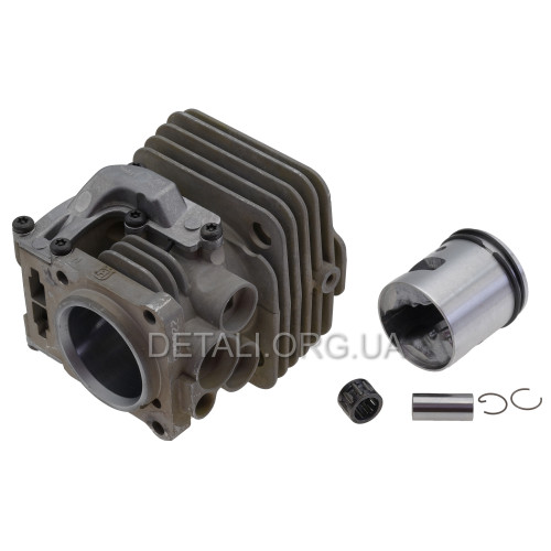 Поршневая D38 для мотокосы Husqvarna 135 оригинал 5743643-01